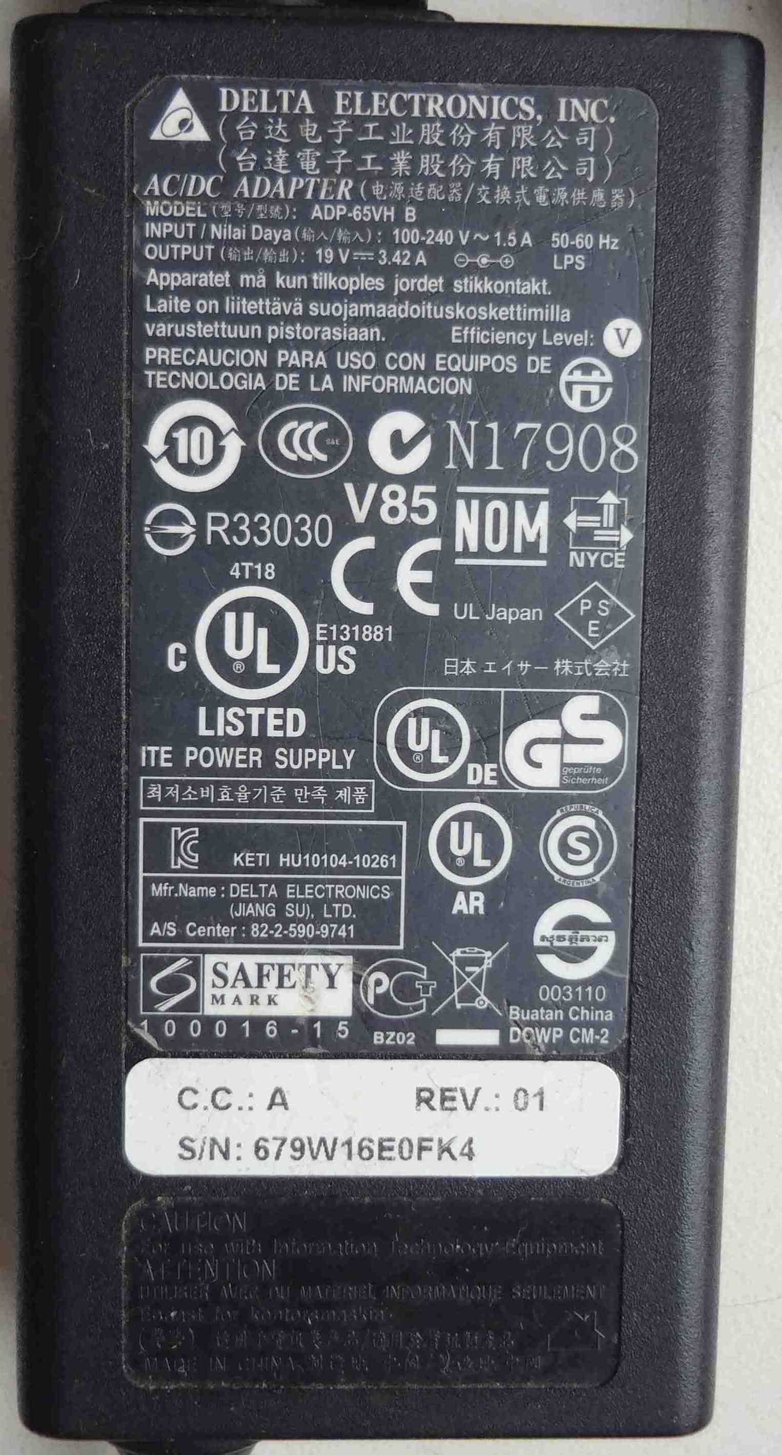 Блок питания Delta Electronics 19V 3.42A ADP-65VH B зарядка