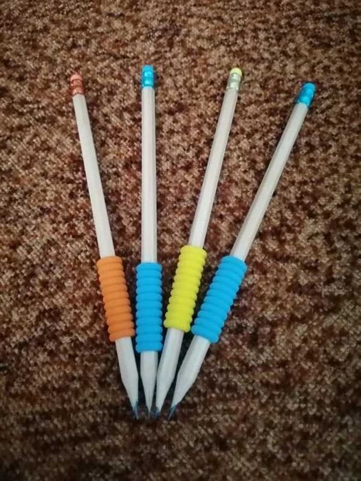 Ołówki, Nowe, 4 szt