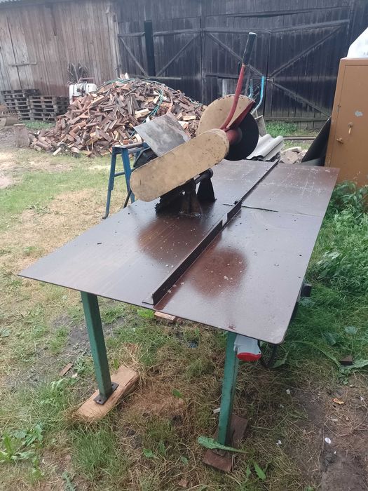 Piła do cięcia metalu stół