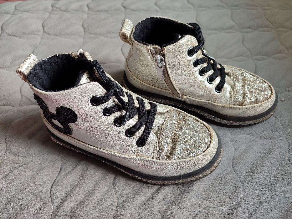 Ботинки для дівчинки