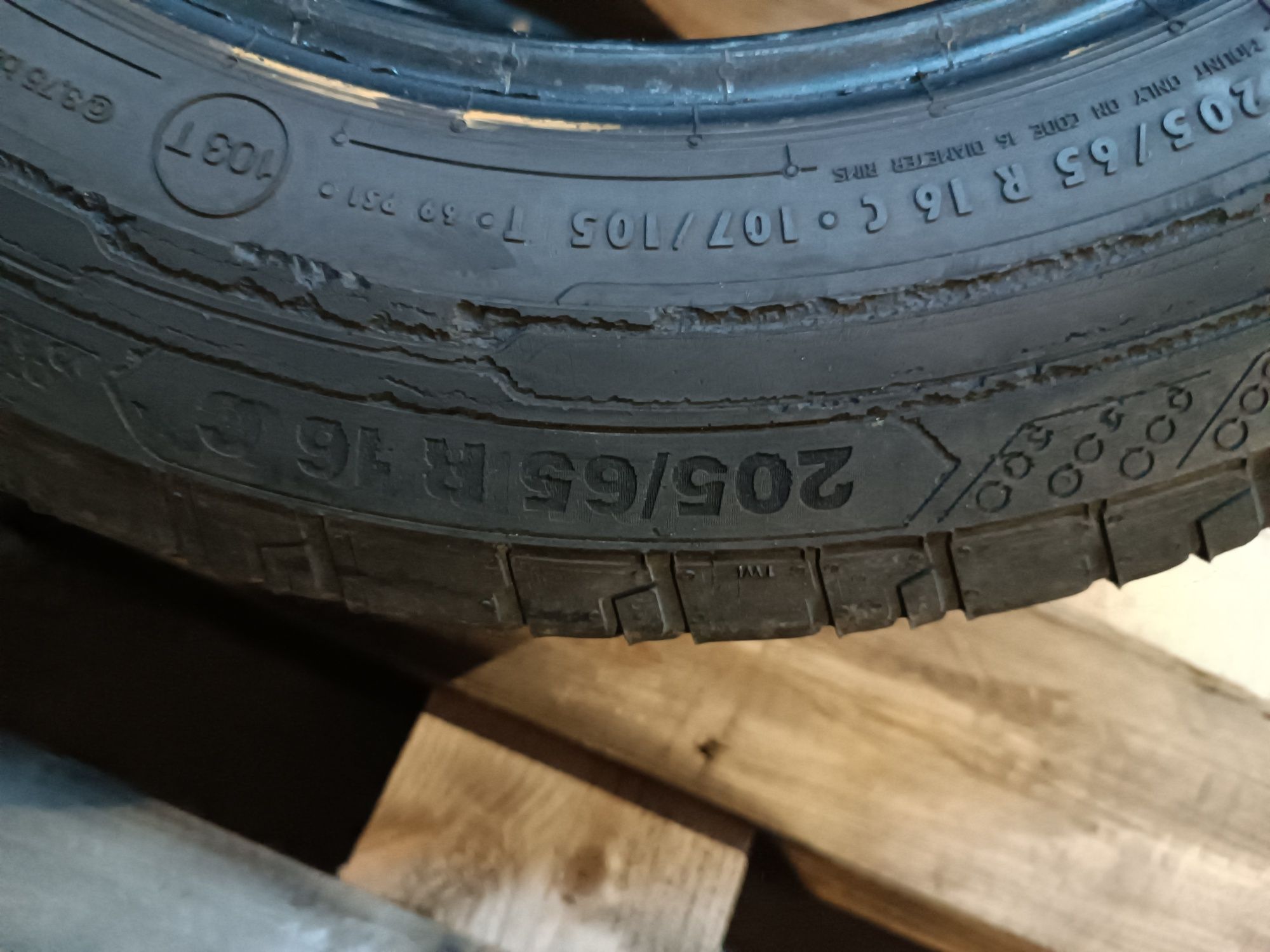 Opony 205 65 R16C Continental