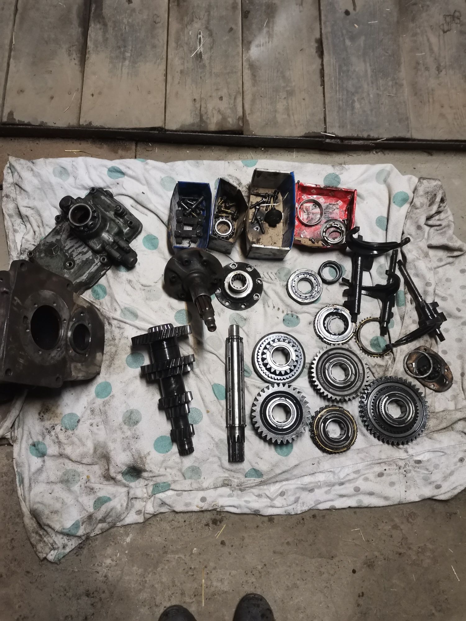 Коробка передач  Mercedes d711