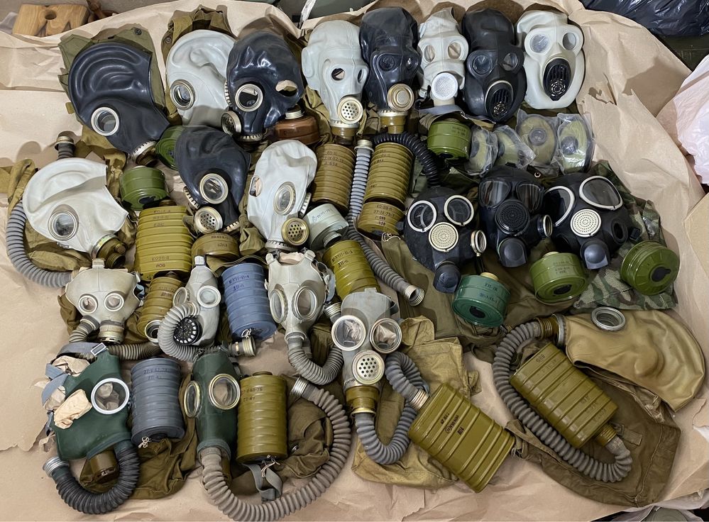Власна колекція протигазів протигаз маска 21 Противогаз коллекция