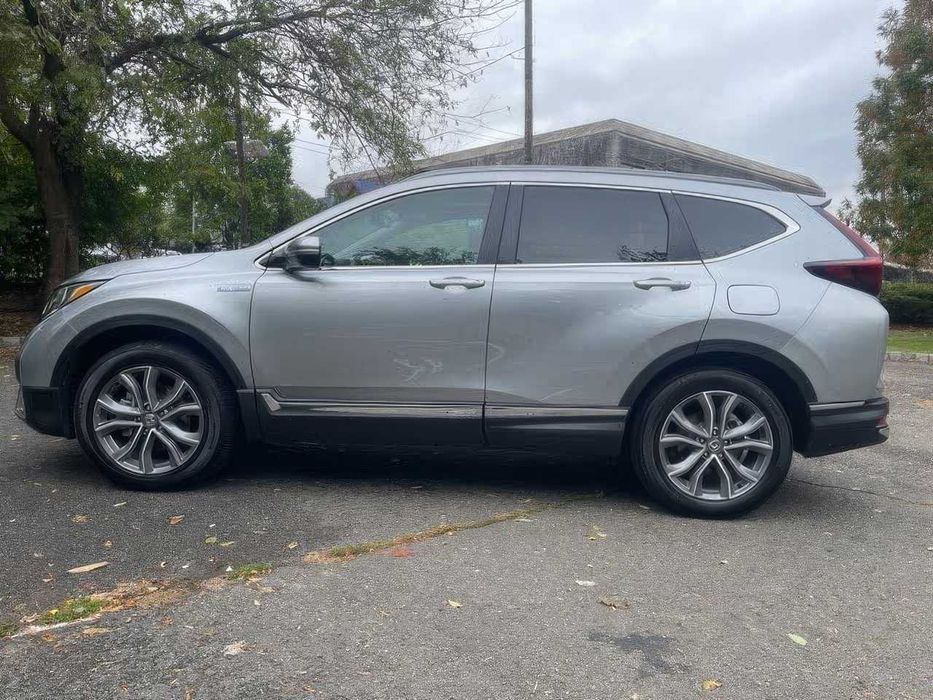 Honda CR-V Hybrid Touring      2022