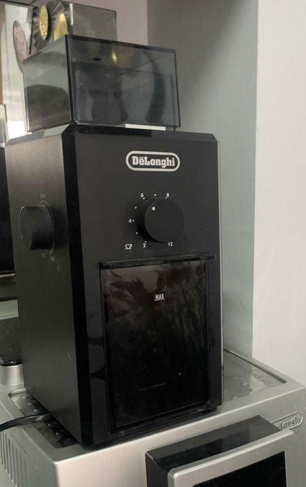 Młynek do kawy DeLonghi NOWY