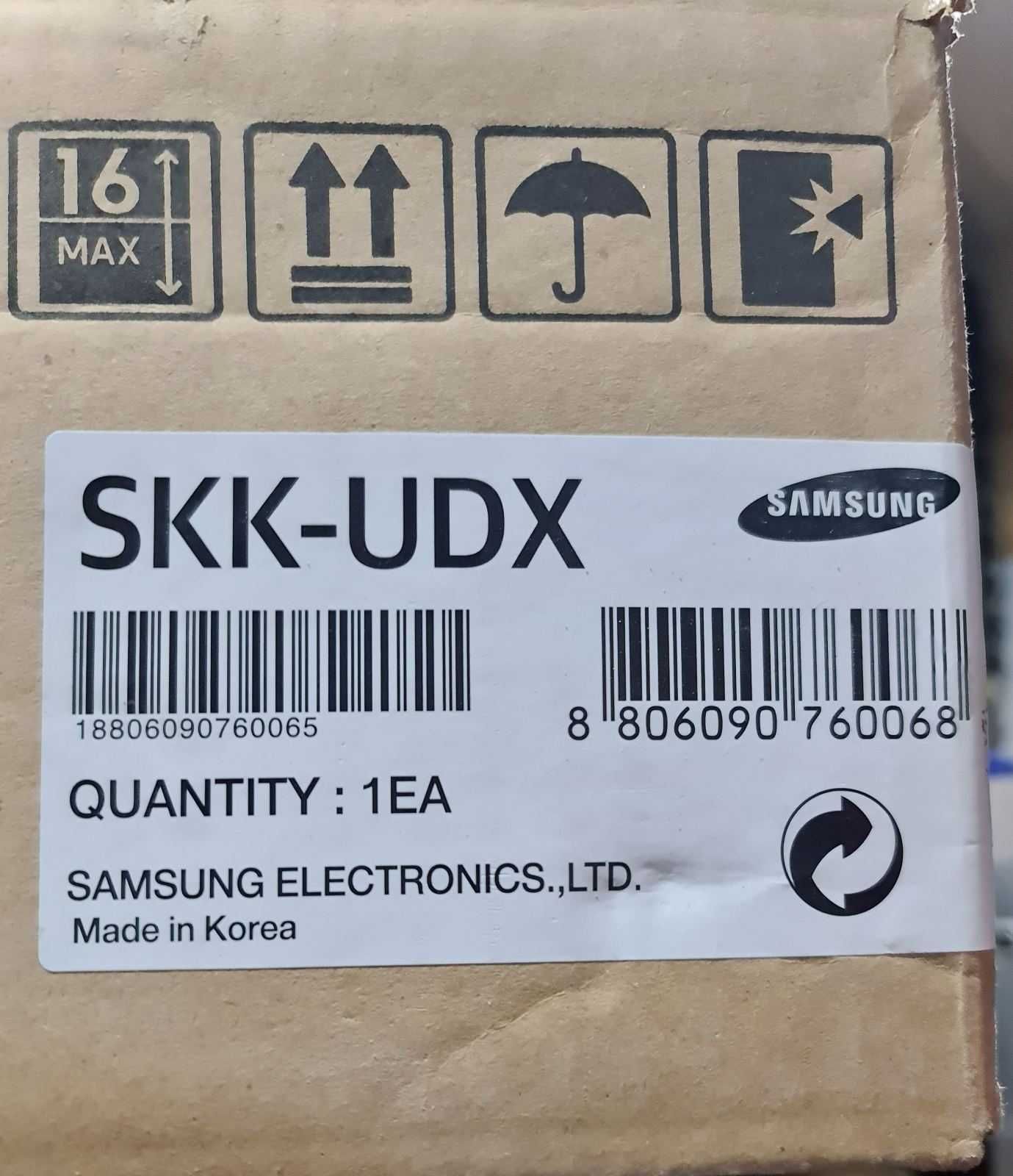 З'єднувальна підставка Samsung між пральною і сушильною машиною НОВА