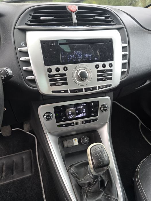 Lancia Delta 1.4T-Jet Platino 150cv