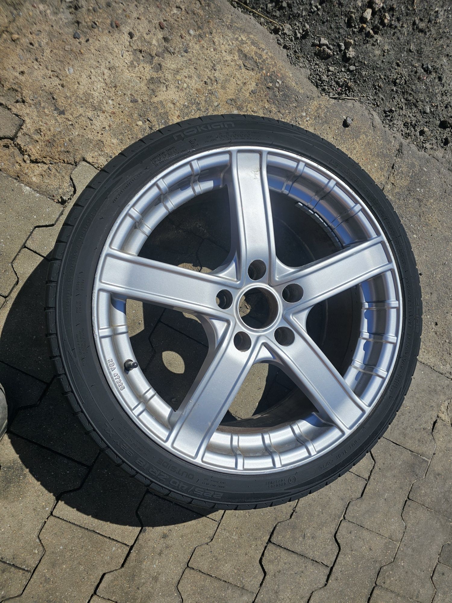 Felgi bmw 5x120 opony 18"