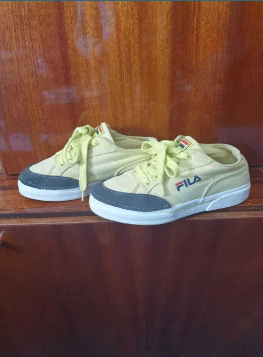 Кроссовки Fila - р.37;36 -кожанные на платформе