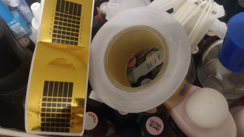 Форми для нарощування та гель лаки