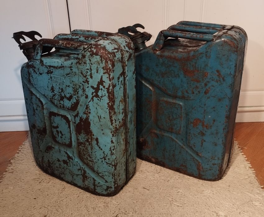 Большая канистра и другое, винтаж, для сада и декора