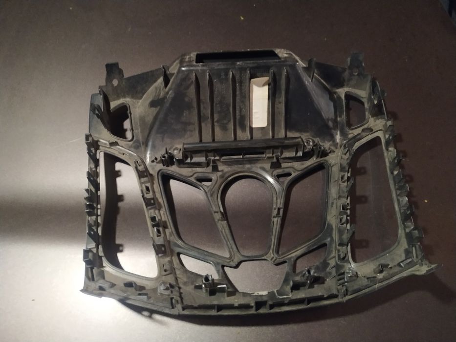 Рамка магнітоли (стандарт) Фокус 3