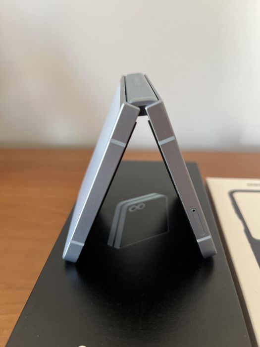 Samsung Galaxy Z Flip 6