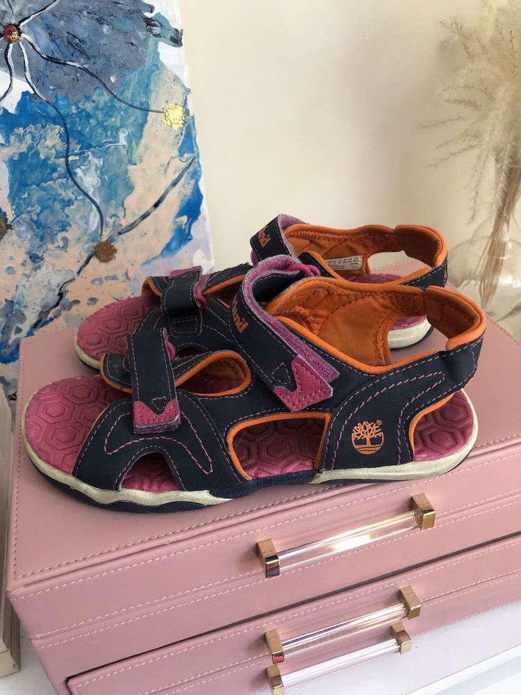 Sandały dziecięce Timberland 34 , regulowane rzepami , idealne .