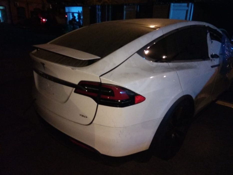 TESLA Model X/S/3/Y/ Plaid разборка