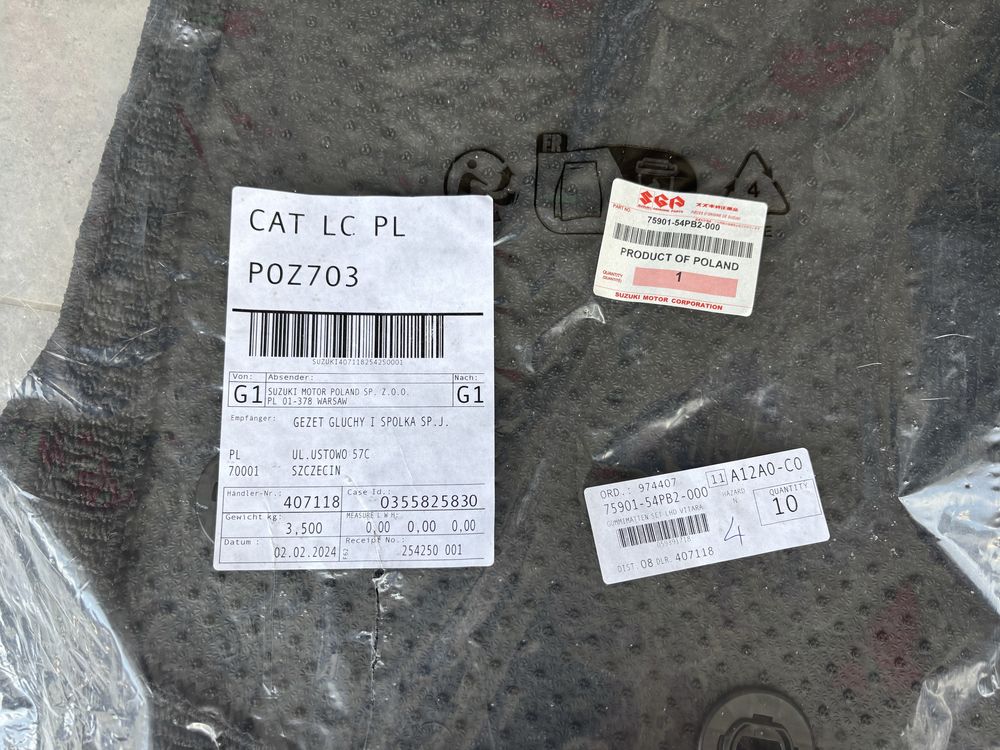 Dywanki welurowe oryginalne Suzuki Vitara