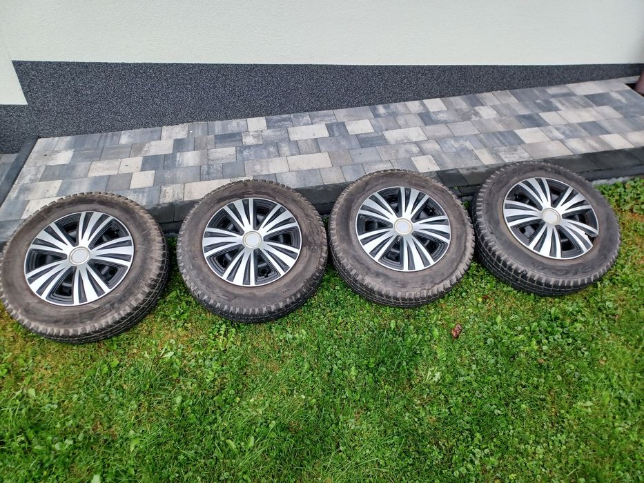 Fiat Panda felgi kola R13 opony 155/80r13 m+s zimowedębica frigo