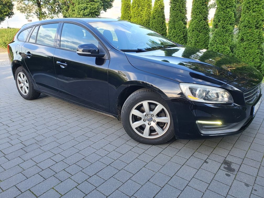 Volvo V60 1.6 D2, automat, LIFT, Led, zarej PL