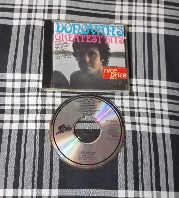 8 CDs ---» 3€ cada