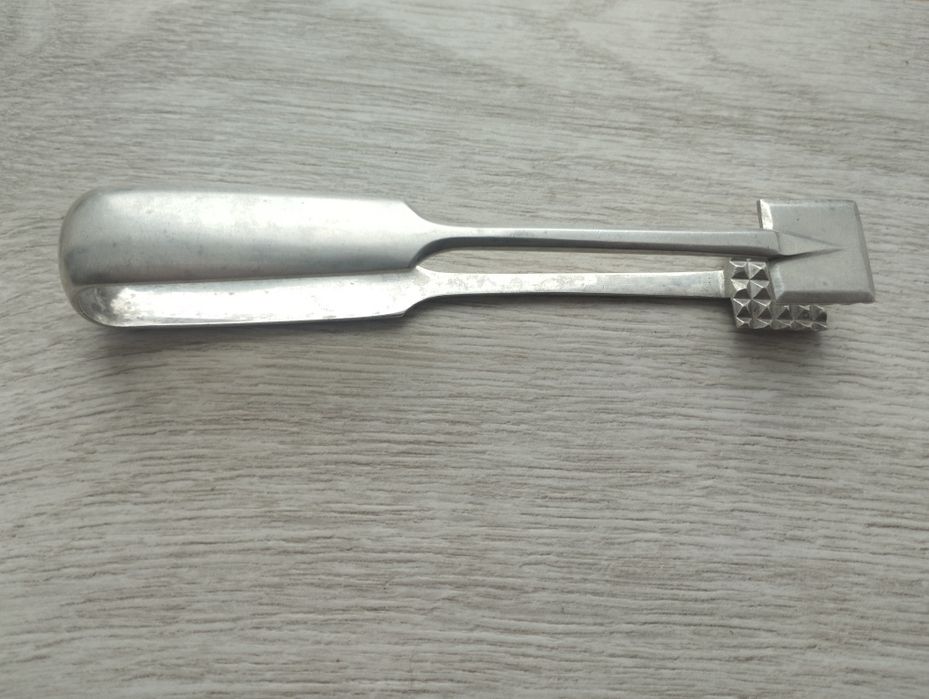 Антикварні Срібні цукрові щипці кінця XIX століття