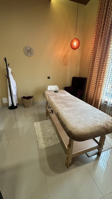 Кабінет майстра манікюру та масажу Холодна гора