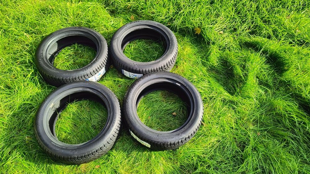 Opony Zimowe Falken Eurowinter HS 02 PRO 235/50 R18