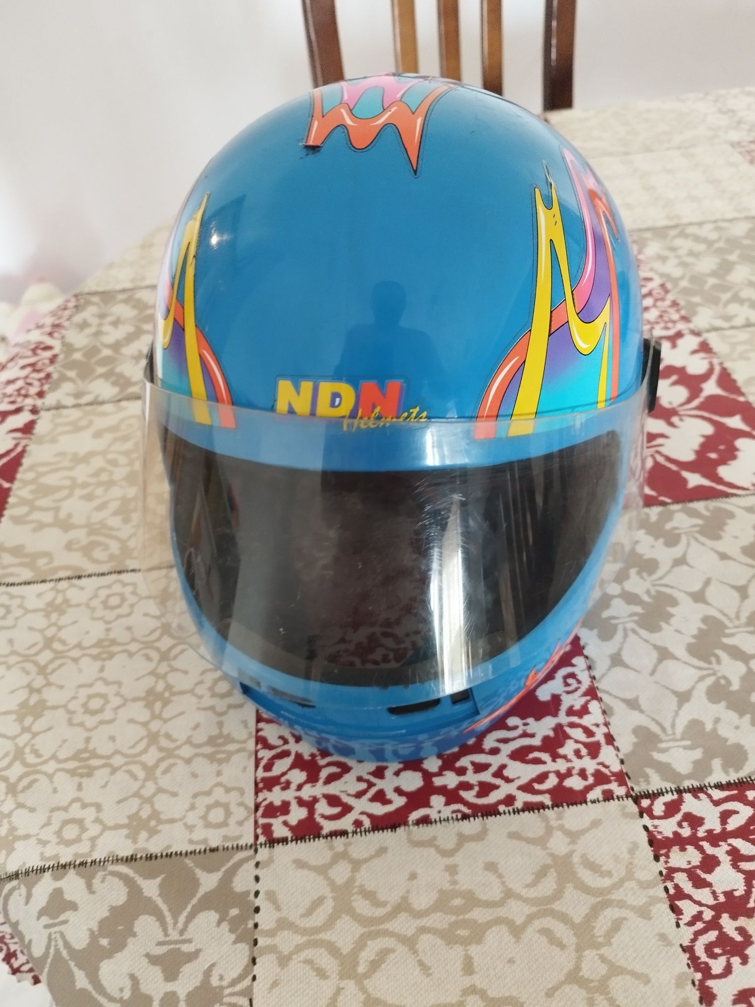 Vendo capacete moto criança