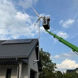 Magazyn energii Deye 10KWH/ Fotowoltaika 5KW/ Turbina wiatrowa