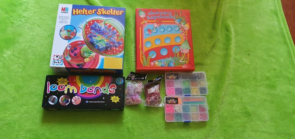 Gra zręcznościowa Helter Skelter, Gra Skaczące kapelusiki, Loom bands