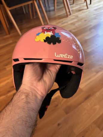Sprzedam kask narciarski dziewczęcy Wedze rozm 52-55 cm