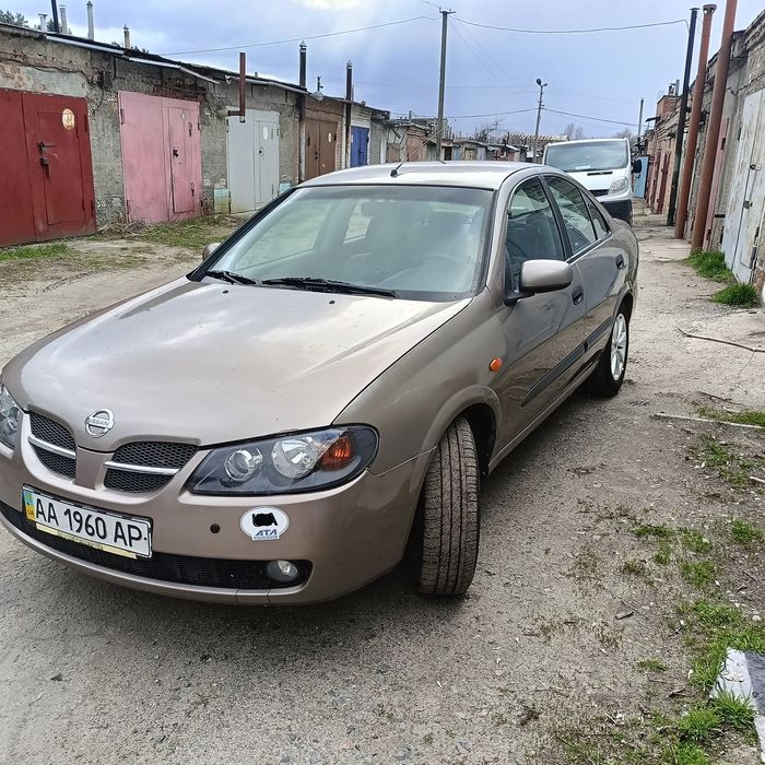 Ніссан Альмера на автоматі