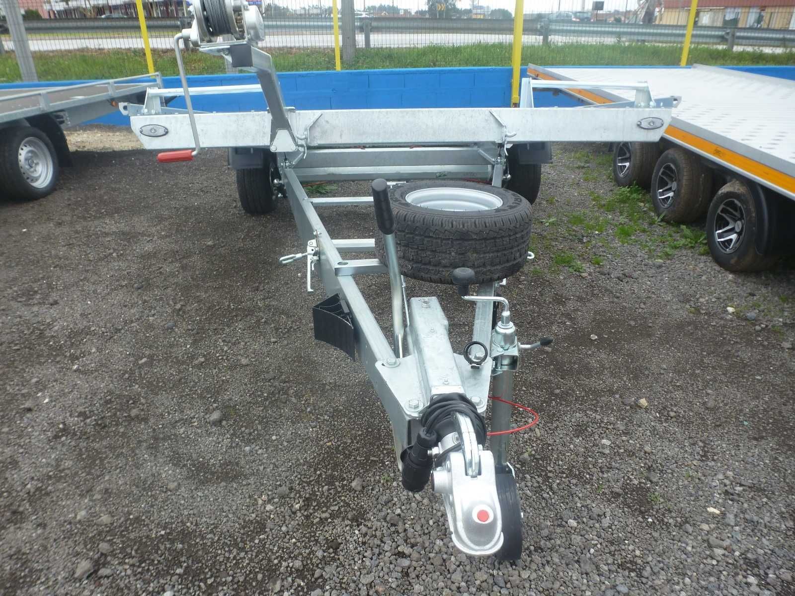 Promo Atrelado Reboque carros  Basculante 4 x 1,95  carrega 2050kg