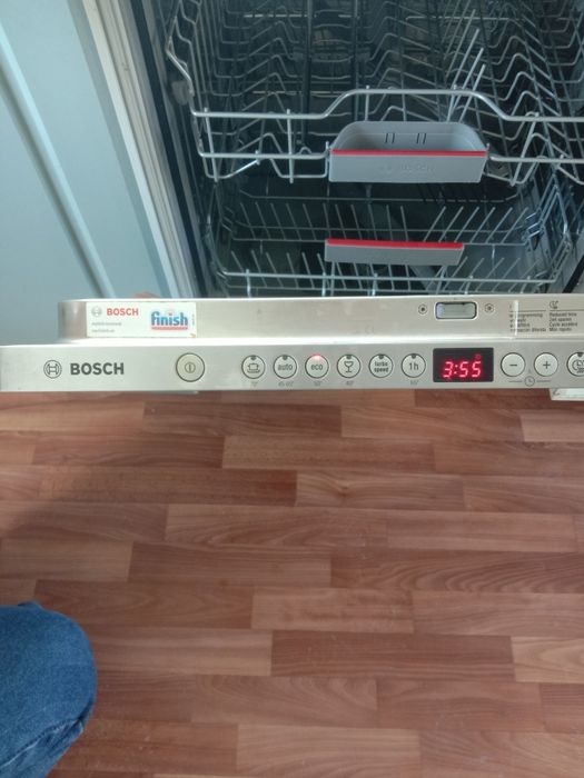 Посудомоечная машина  BOSCH SMV 46KX00E/24. встроенная .