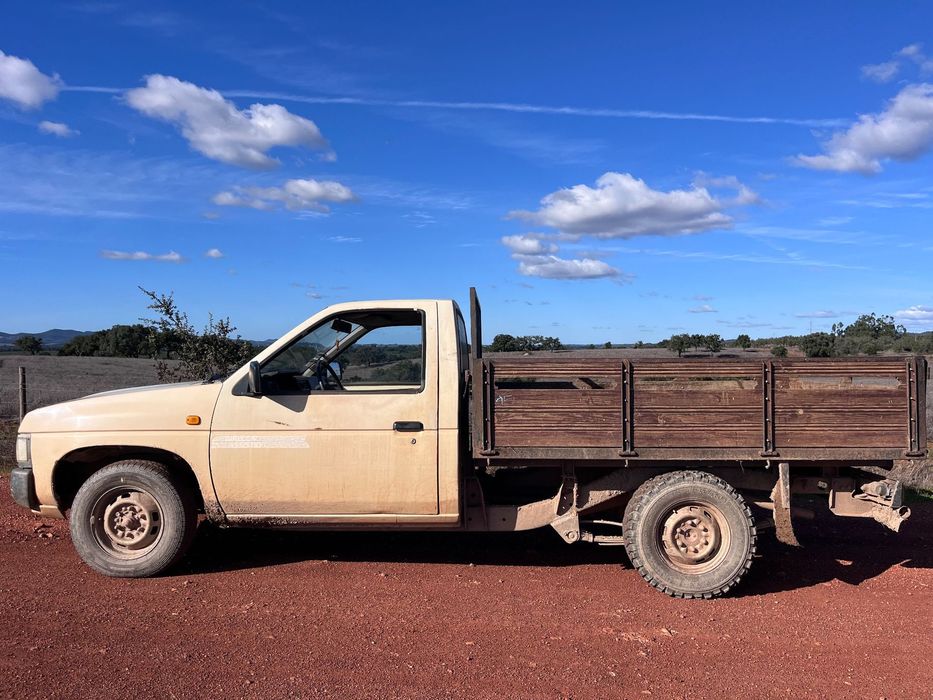 Nissan Pick-Up 2.5 D King Cab
