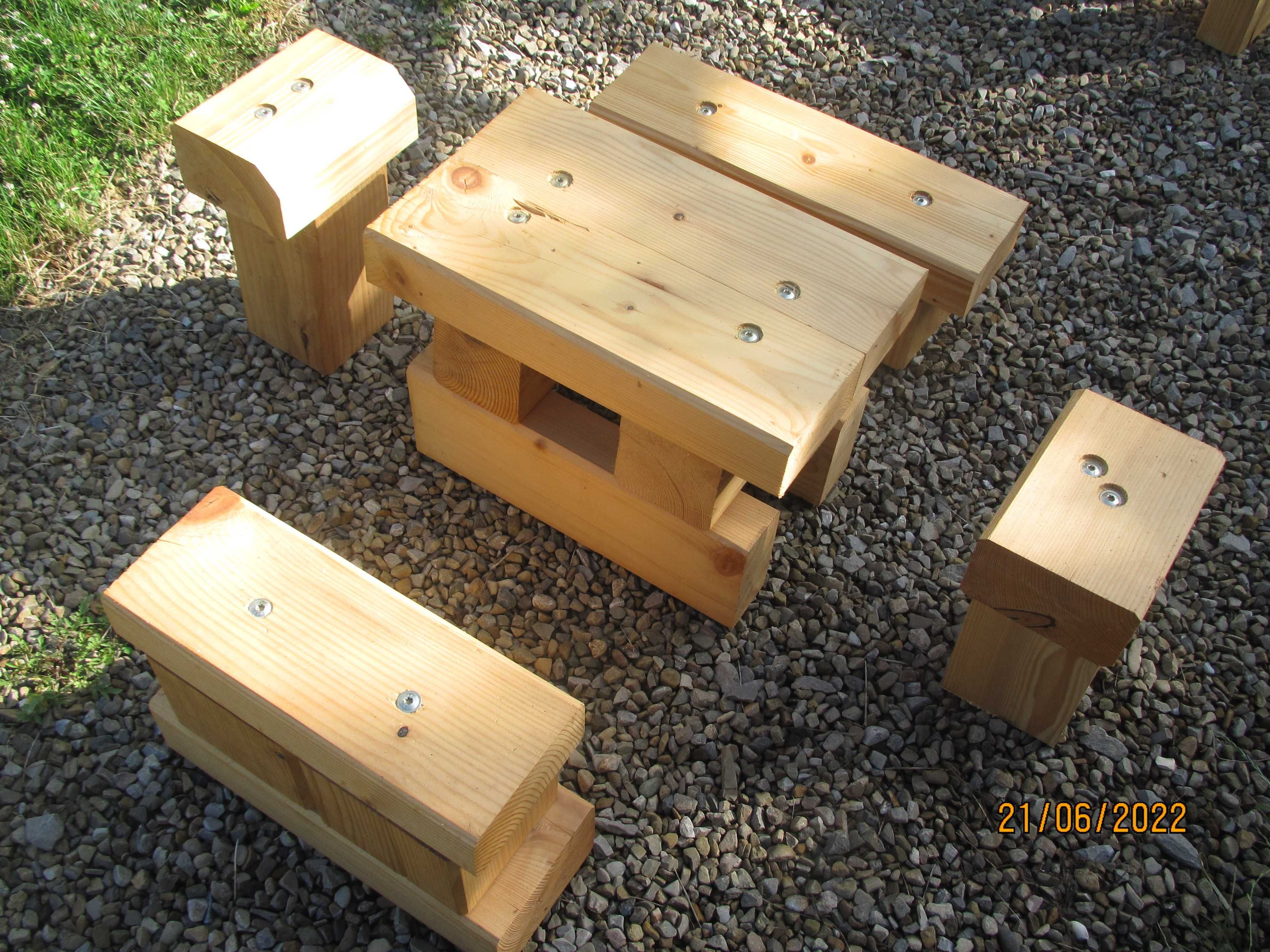 stolik krzesełko taboret ławka ogrodowe