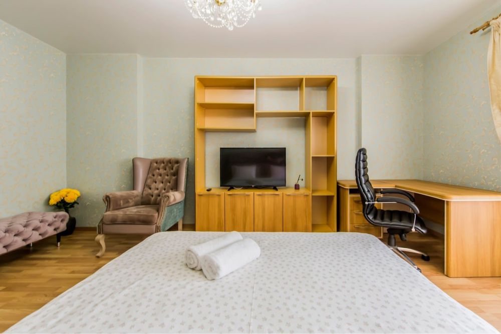 Подобово дві спальні.  Будинок преміум класу Obolon Residences #13