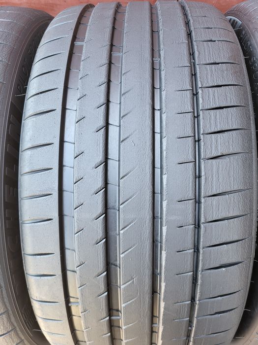 295/35/21 R21 Michelin Pilot Sport 4S SUV 4шт ціна за 1шт шини