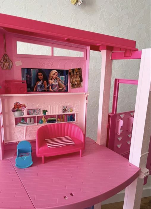 Duży domek Barbie