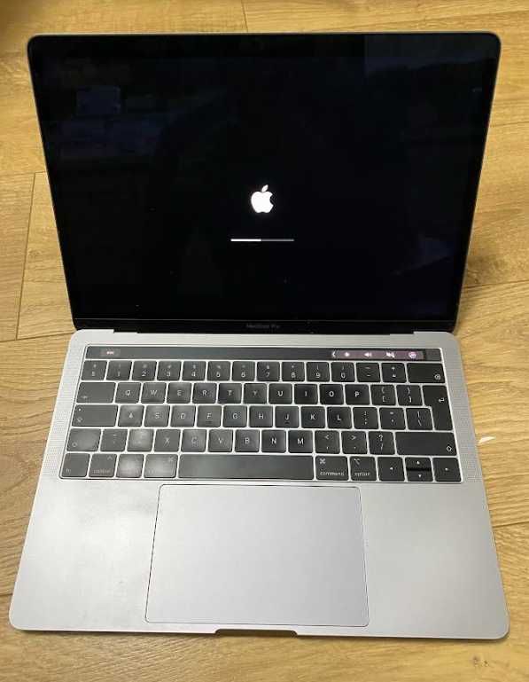 MacBook Pro A1989 TouchBar 256GB 16GB