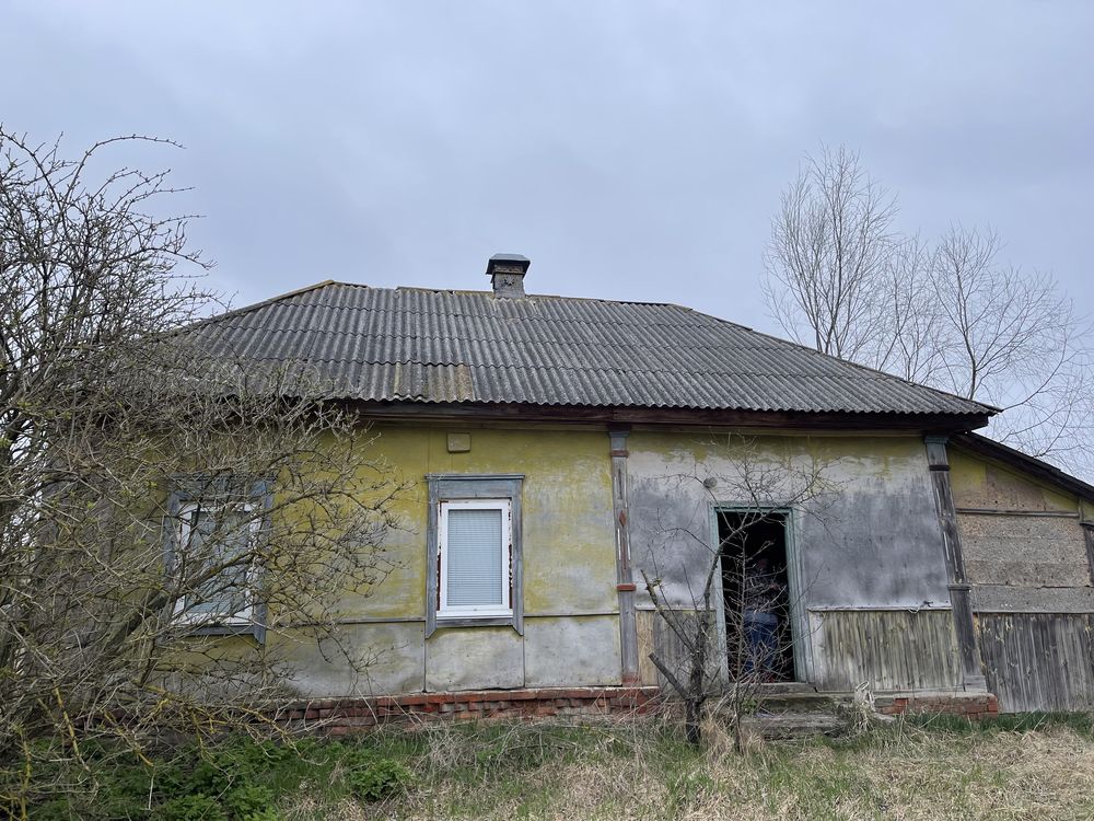 Будинок + 1 га землі біля озера та санаторію “Пролісок”