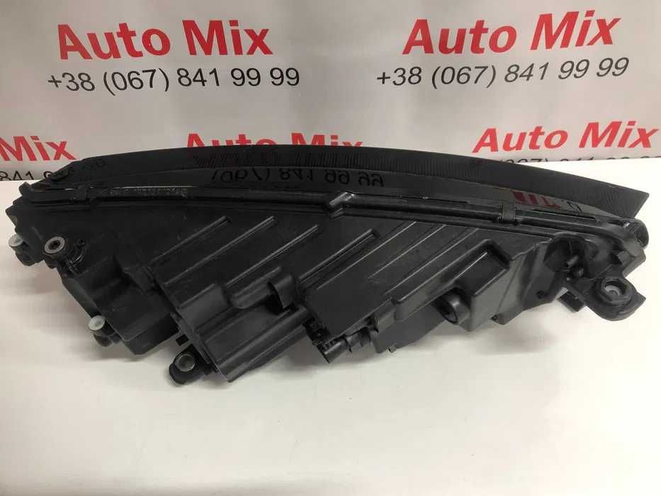 Skoda Octavia 4 5E4941015 5E4941016 фари