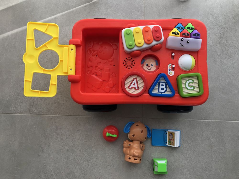 Fisher Price wózek szczeniaczka, edukacyjny wózek gratis baterie GHV14