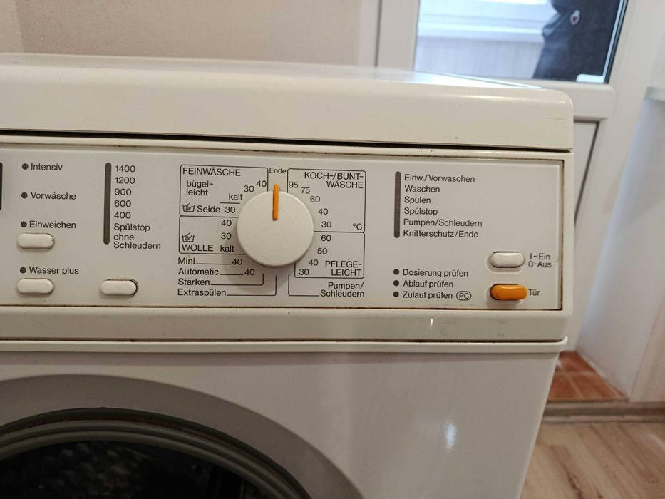 Стиральная машина Miele