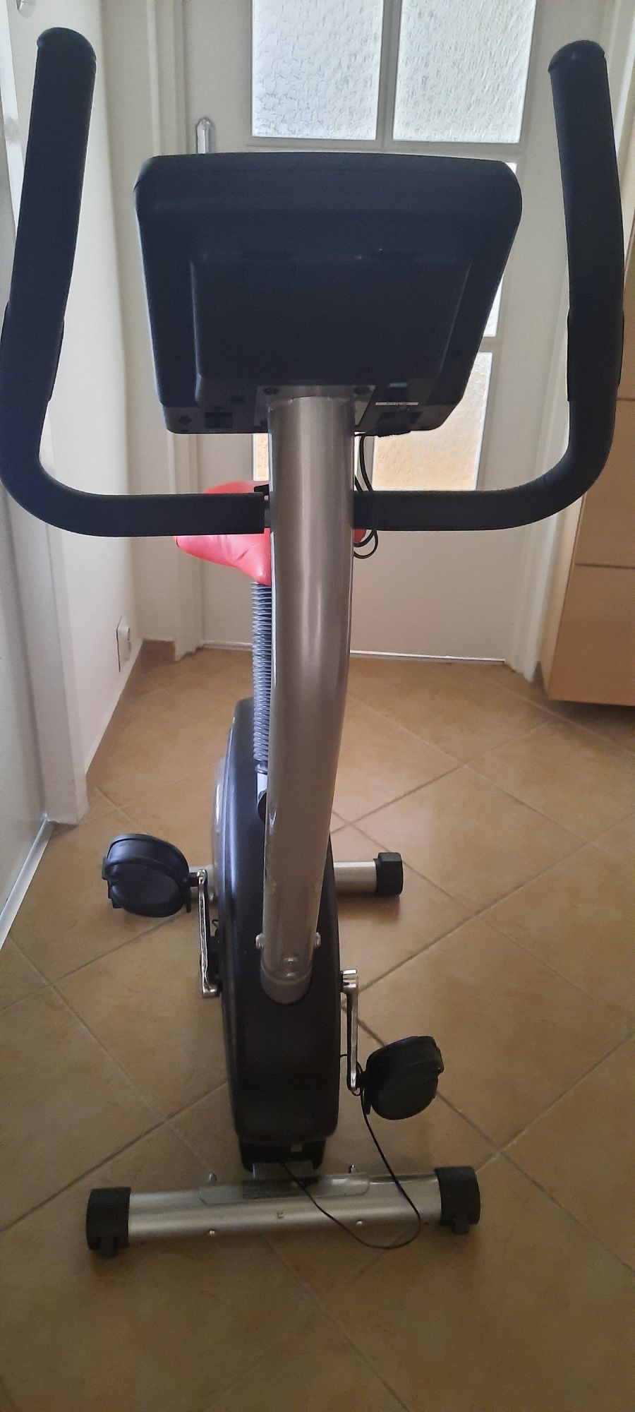 Rower stacjonarny, treningowy Prefektum Eregometer
Hamowanie