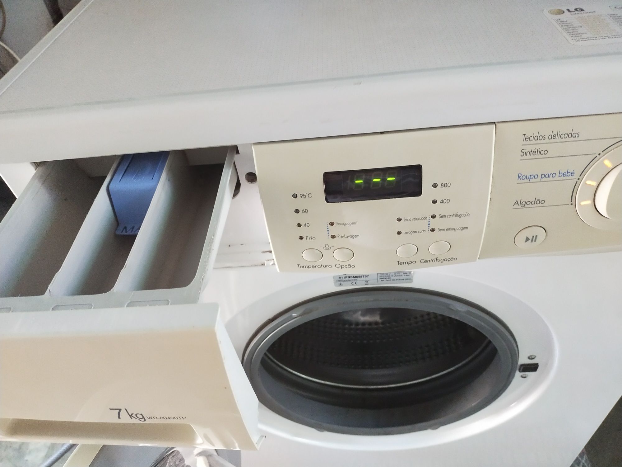 Máquina de lavar roupa LG 7kg