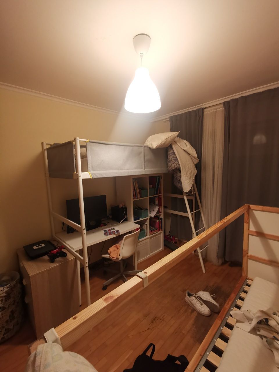 Vende-se 1 cama IKEA