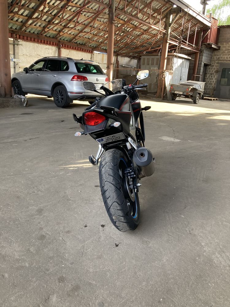 Honda CBR300R 2019