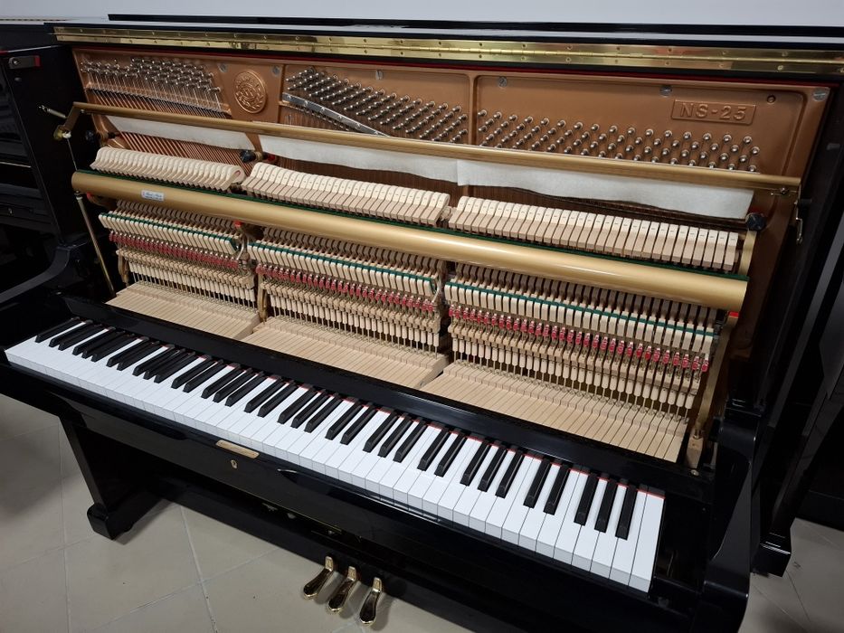 Pianino Kawai model NS-25  126cm wysokie stan  idealny
