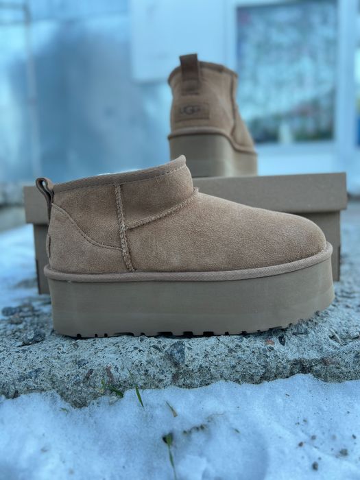 UGG Classic Mini Platform 37р