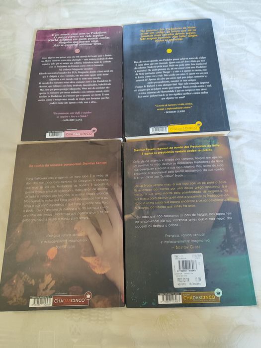 Livros da Saga Predadores da Noite